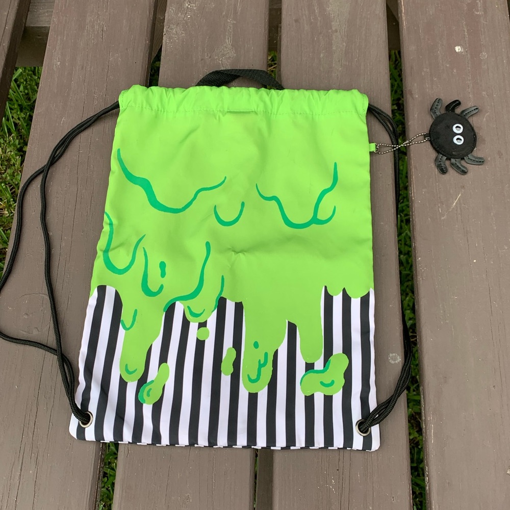 Drawstring bag - Picture 3 of 3